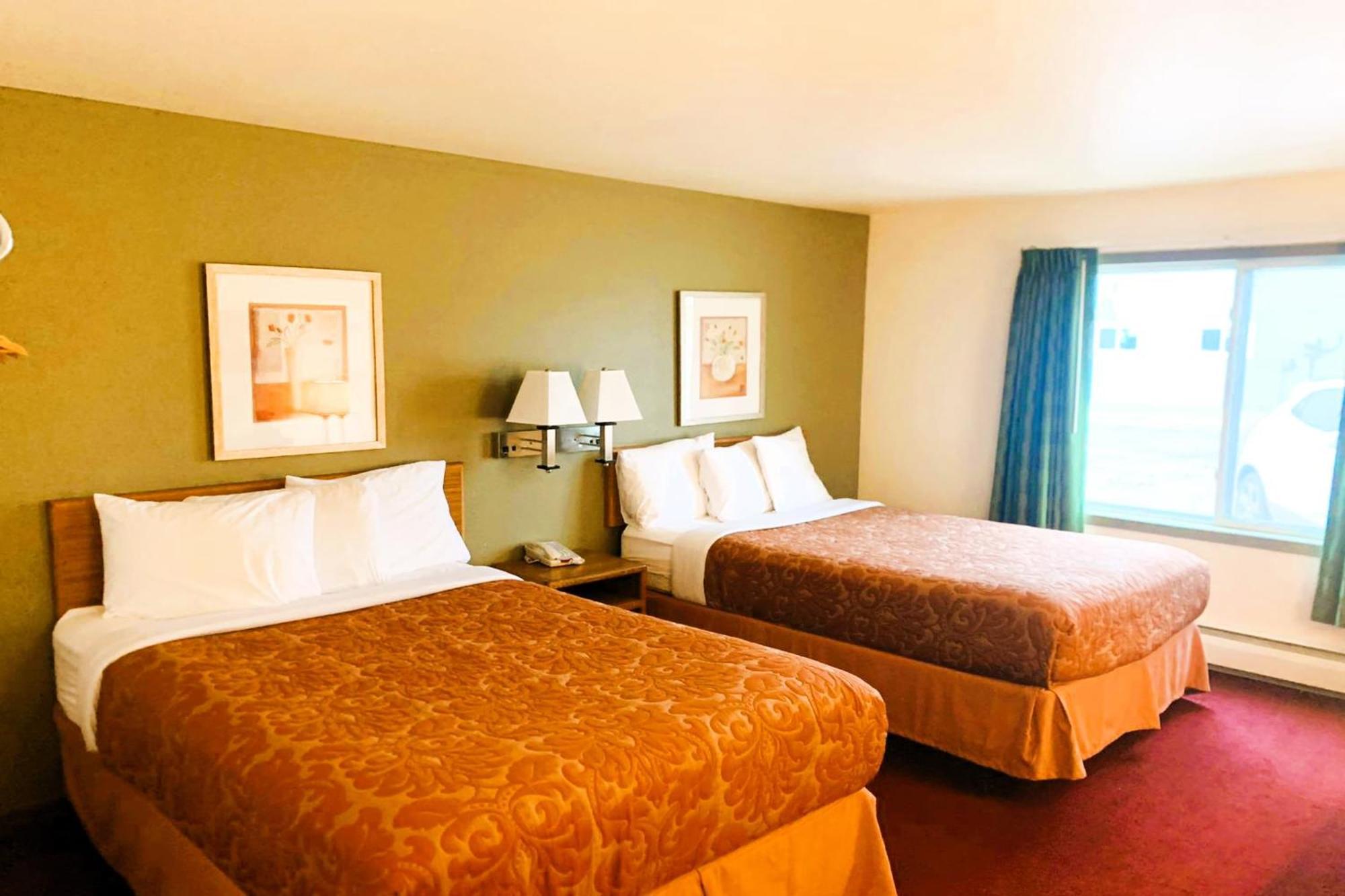 Love Hotels Staples By Oyo At Hwy 10 Mn Motley Eksteriør billede